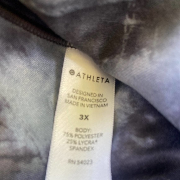 ATHLETA 3X Salutation Stash Pocket II Tye Dye Print Leggings Impeccable! - Picture 5 of 5